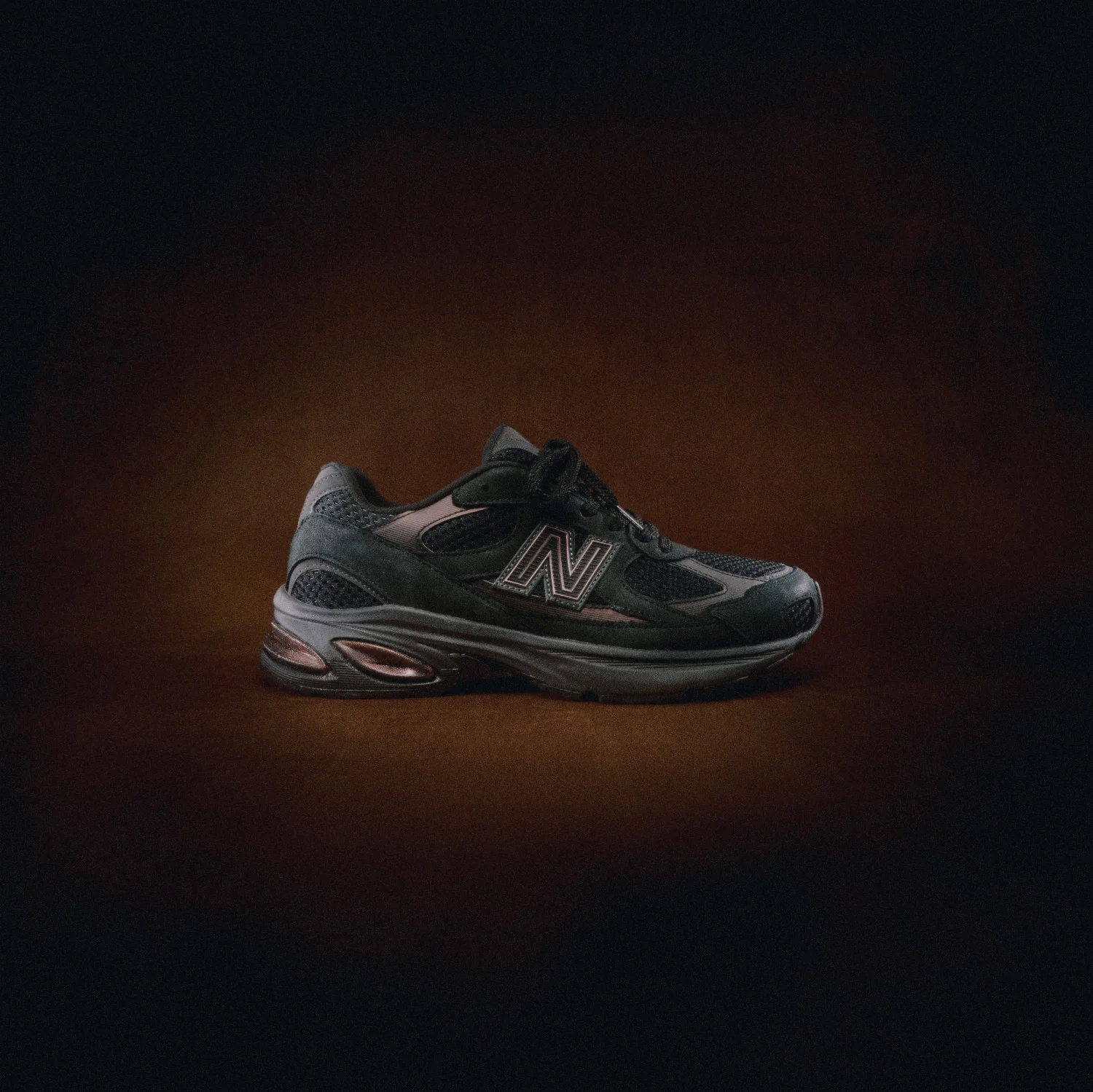 NEW BALANCE 2010 Black with Iridescent U2010ETB - Image 12