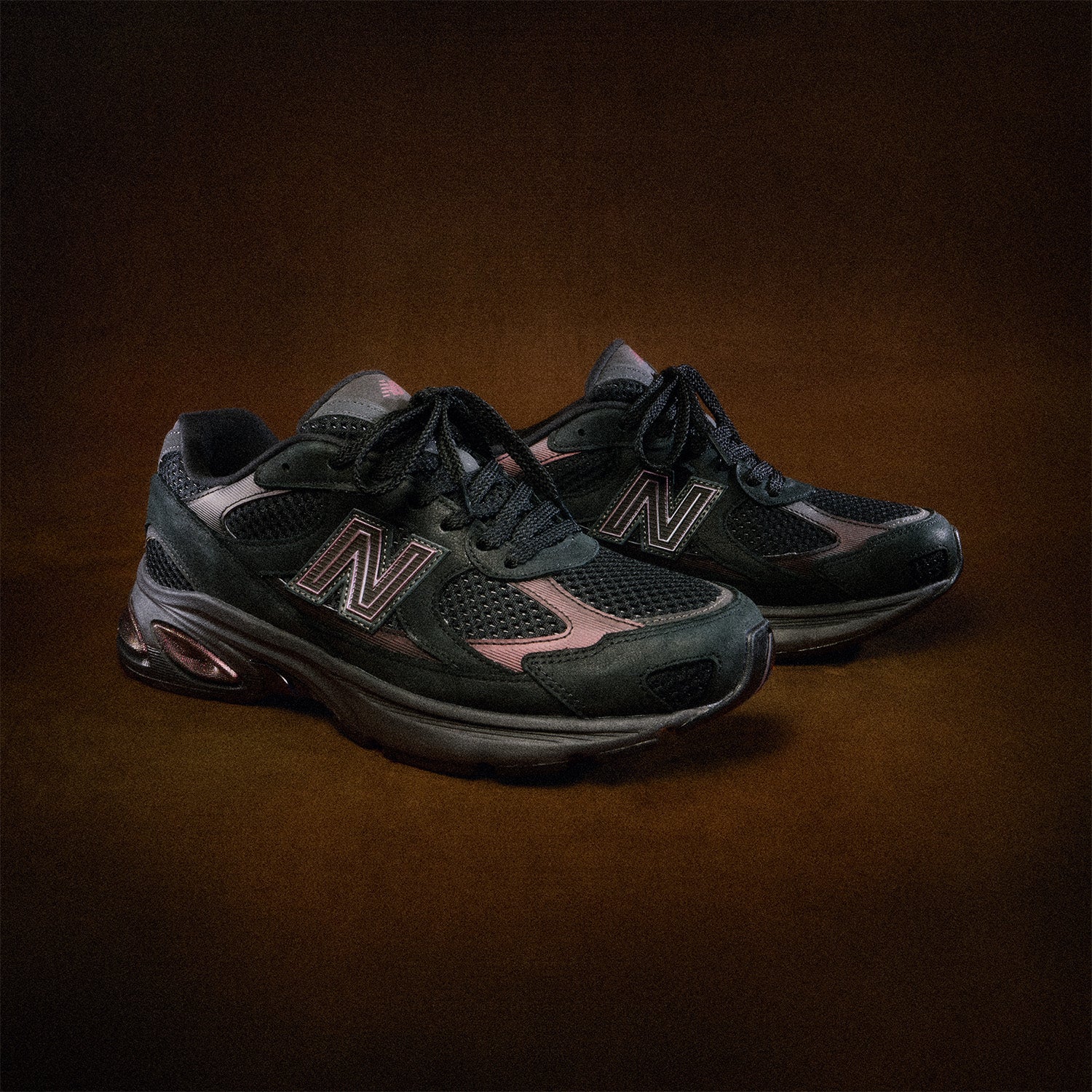 NEW BALANCE 2010 Black with Iridescent U2010ETB - Image 5