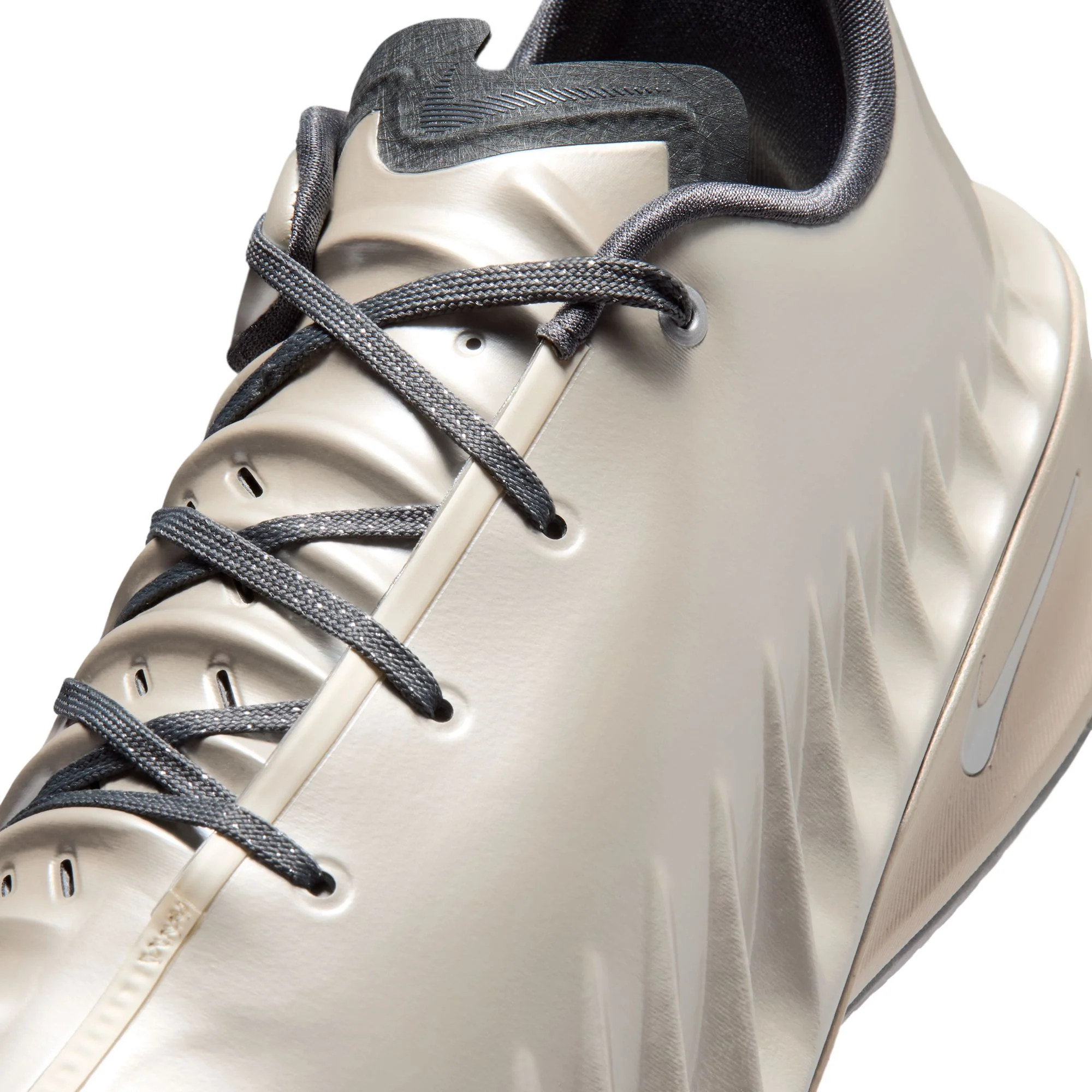 Nike G.T. Cut 4 "Rob Dillingham" Color: METALLIC SILVER/IRON GREY Style: IR1829-001 - Image 4