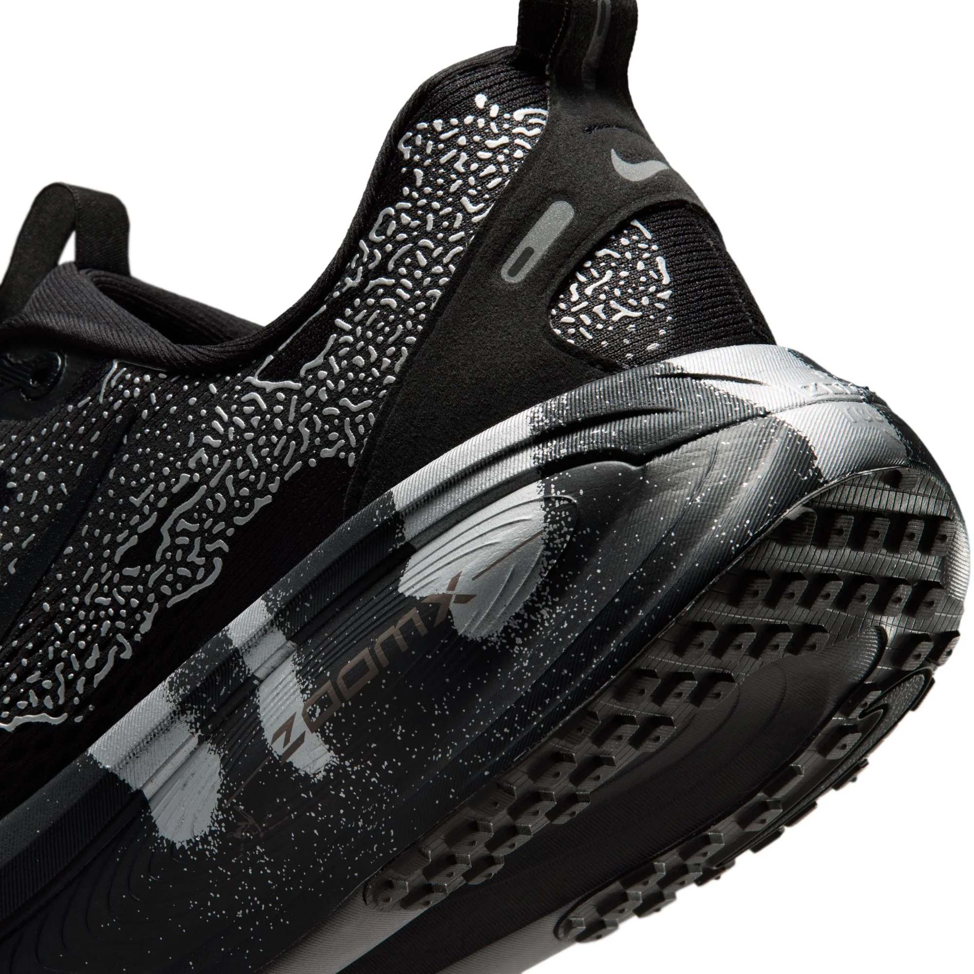 Nike Vomero 18 Color: IRON GREY/BLACK-LT SMOKE GREY Style: IQ3925-001 - Image 5