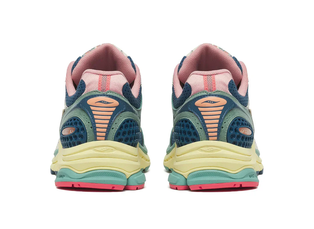 Saucony PROGRID TRIUMPH 4 BL BEIGE Style: S71015-2 - Image 4